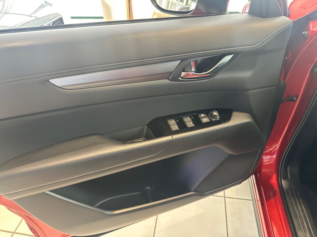 MAZDA CX-5 e-SKYACTIV-G 194 Aut. Advantage MAZDA CX-5 e-SKYACTIV-G 194 Aut. Advantage