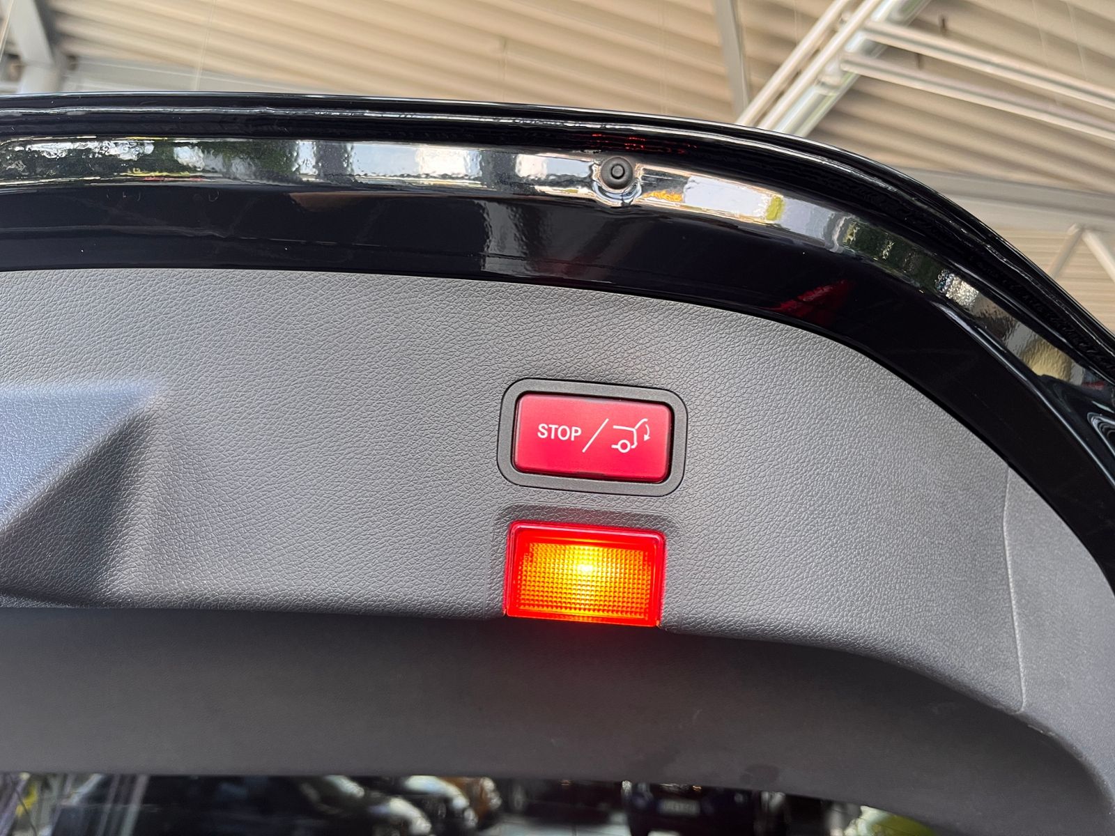 Fahrzeugabbildung Mercedes-Benz CLA 250 Shooting Brake AMG Line ACC LED
