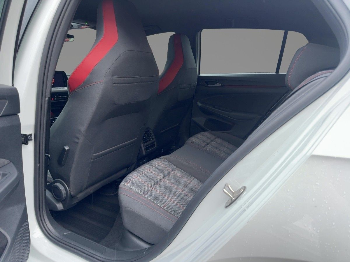 Volkswagen Golf - Bild 8