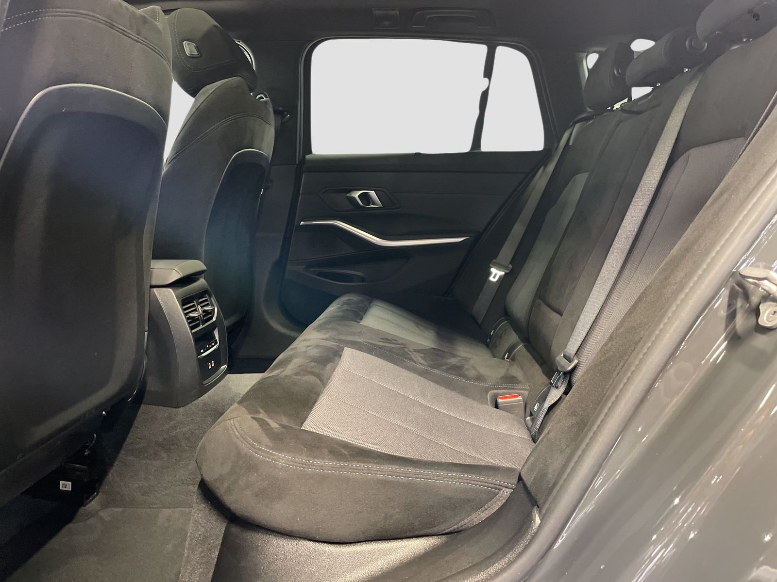 BMW 320 - Bild 13