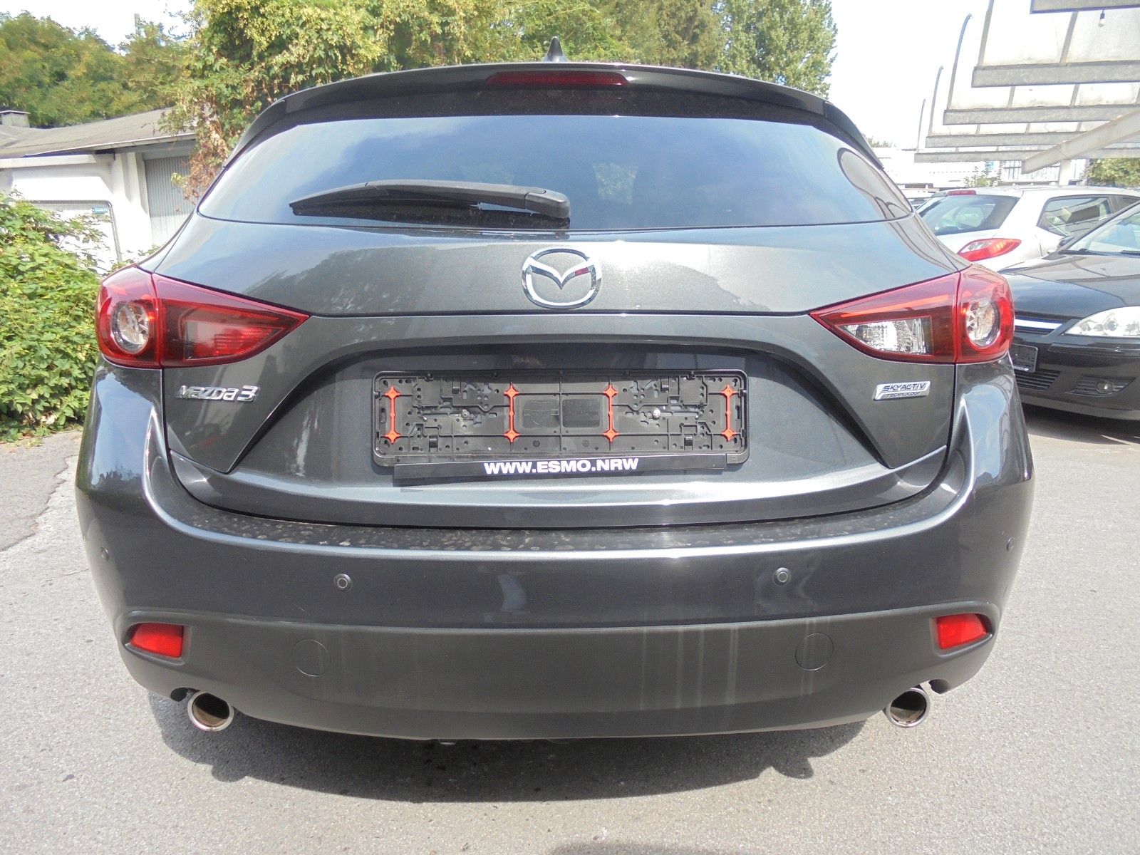 Fahrzeugabbildung Mazda 3 Lim. Center-Line/Klimaaut./Navi/Tüv Neu/1.Hand