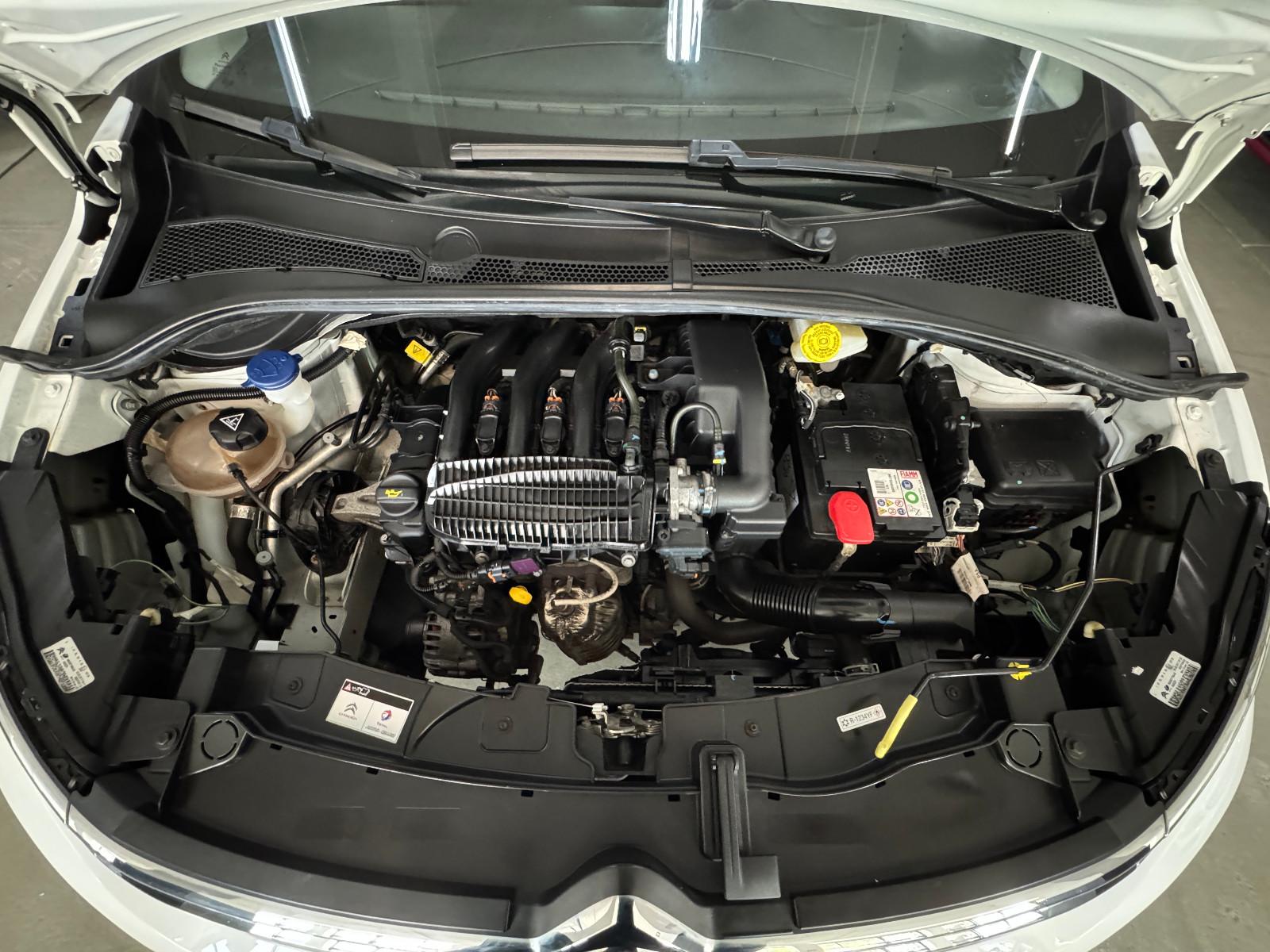 Citroën C3 1.2 FEEL SITZHEIZUNG KLIMA PDC LED 17 ZOLL