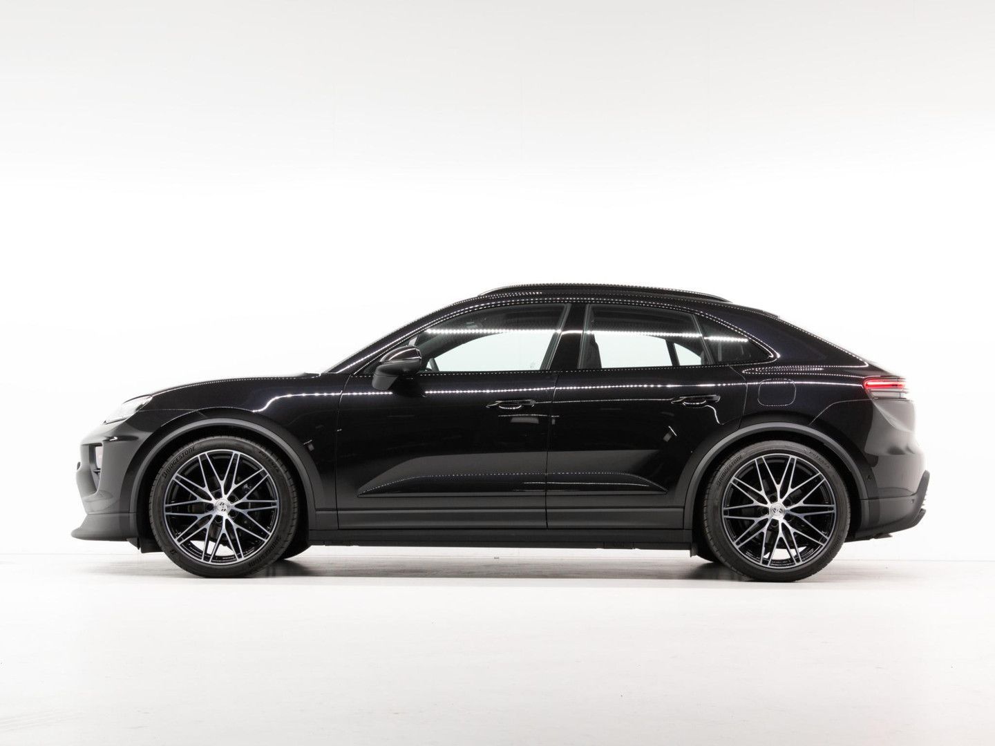 Porsche Macan 4 imagem 2