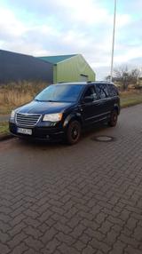 Chrysler Grand Voyager Diesel 7-Sitzer - gebrauchte Chrysler Grand Voyager aus dem Jahr 2010