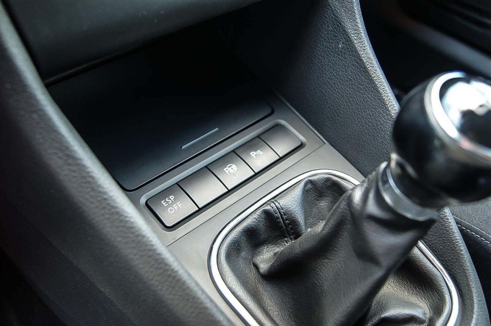 Fahrzeugabbildung Volkswagen Golf VI 14TSI Highline STANDHEIZUNG PARKLENKASS.