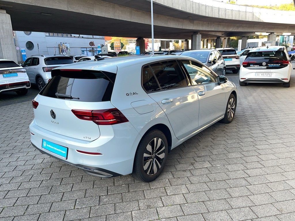 Volkswagen Golf - Bild 7