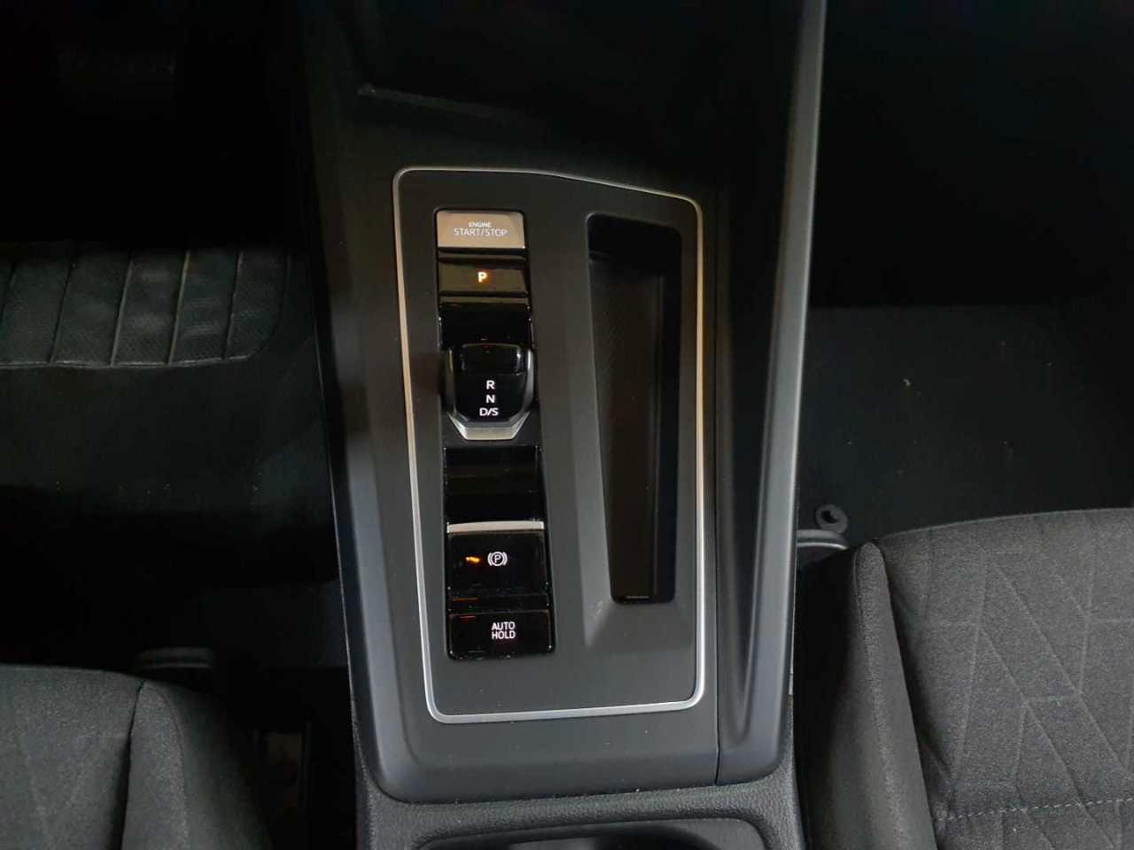 Volkswagen Golf Variant 1.5 eTSI DSG Life APP LED, миниатюра 10