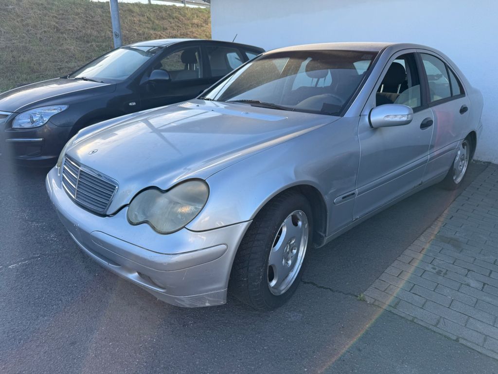 Angebot ansehen Mercedes-Benz C 200