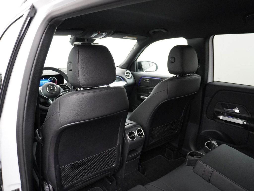 Mercedes-Benz GLB 180 Star Edition Luxury Line 7pers. | AHK We
