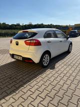 Kia Rio 1.2 Attract Attract - gebrauchte Kia Rio aus dem Jahr 2012