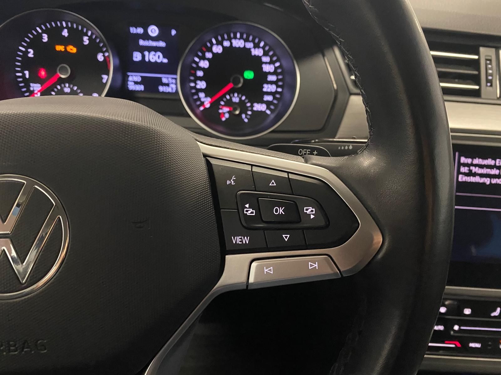 Fahrzeugabbildung Volkswagen Passat Variant 1.5 TSI DSG+APP+NAVI+SHZ+ALLWETT+