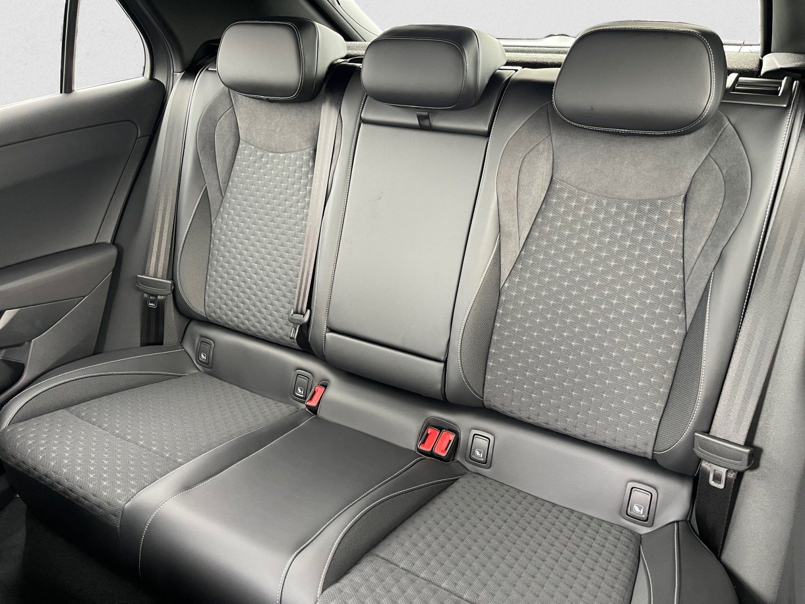 Volkswagen T-Roc - Bild 10