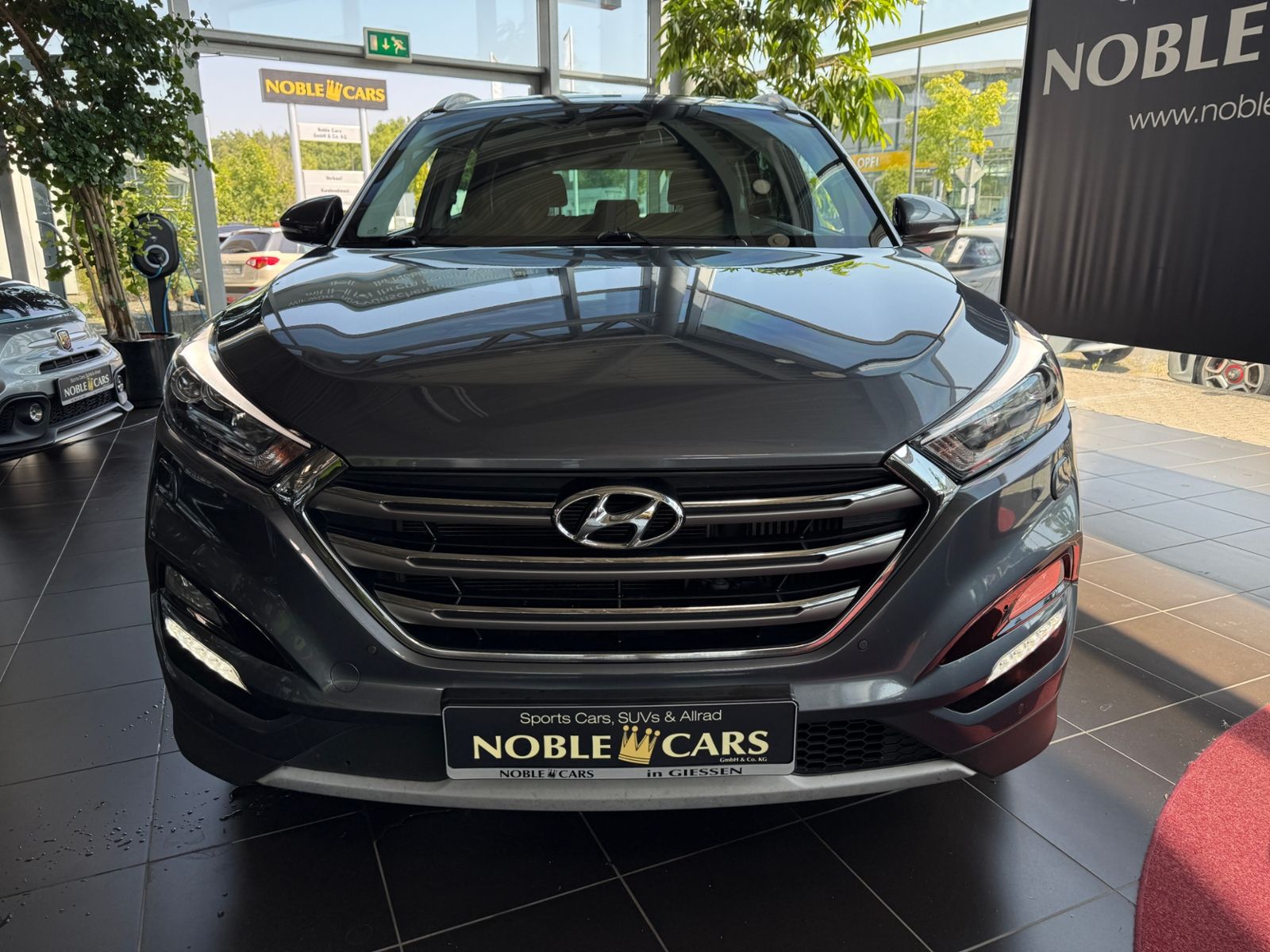 Fahrzeugabbildung Hyundai TUCSON Premium 4WD AHK LED NAVI