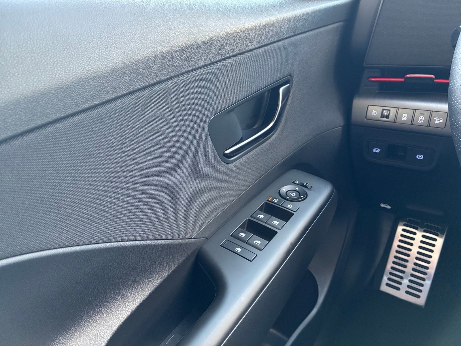 Fahrzeugabbildung Hyundai Kona 1.6 T-GDI N Line Kamera,LED,Navi,SHZ,ACC,LM