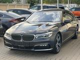 BMW 750 i xDrive Softclose Schiebedach Massage M - gebrauchte BMW 750 aus dem Jahr 2018