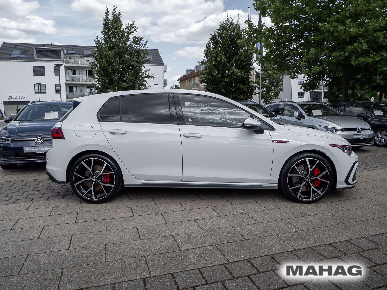 Volkswagen Golf VIII GTI 2.0 TSI Leder Pano IQ.Light Navi P, миниатюра 4