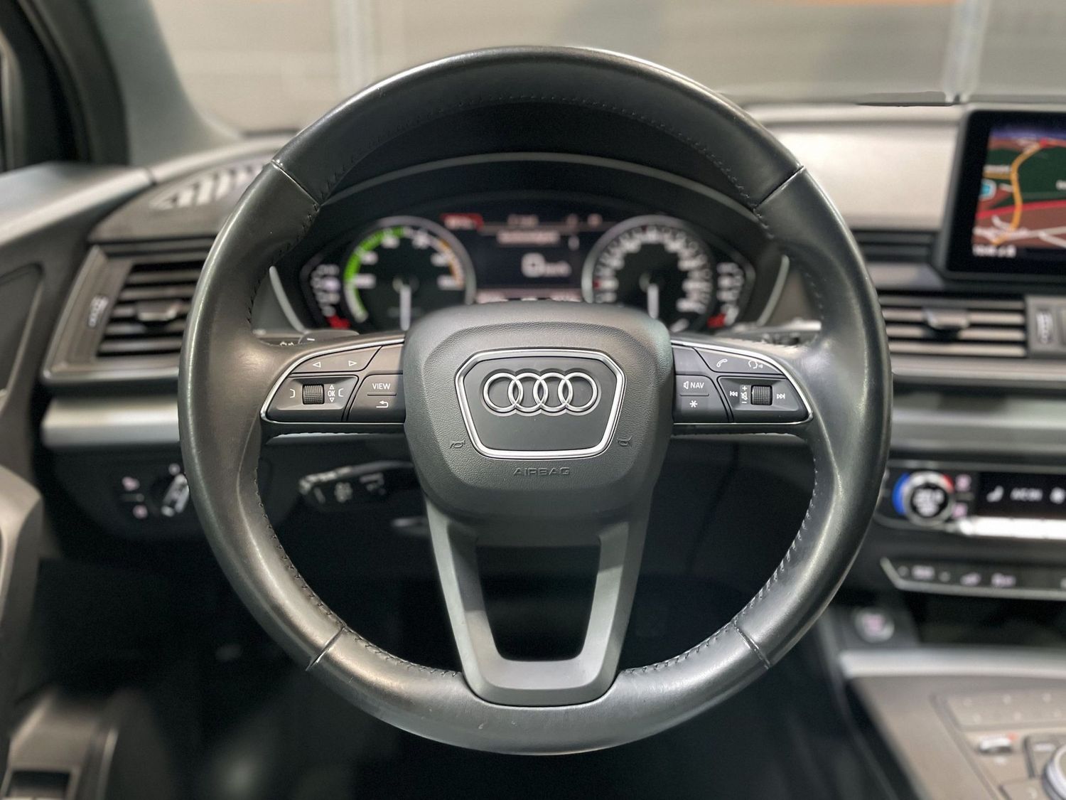 Fahrzeugabbildung Audi Q5 50 TFSI e quat. S-Line Black Edition#ACC#Spur