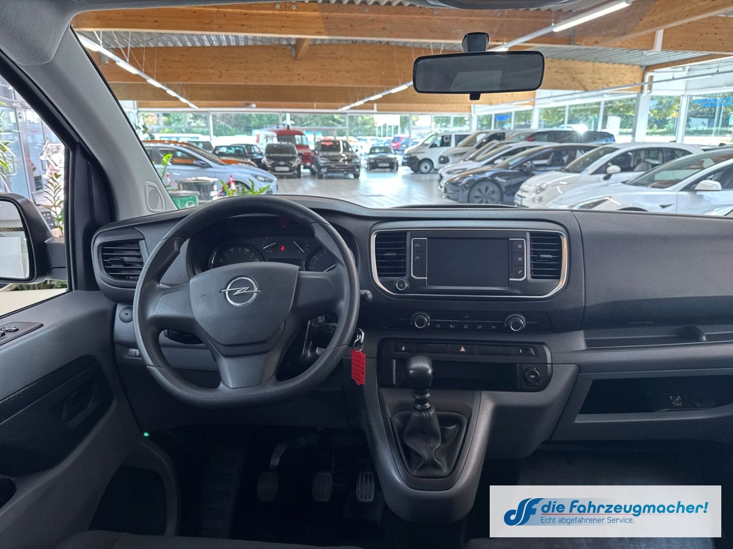 Fahrzeugabbildung Opel Vivaro Kombi L 1.5 D EU6d-T Apple CarPlay Androi