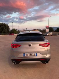 Alfa-Romeo Stelvio - 4