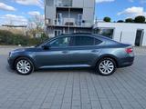 Skoda Superb 1.6TDI DSG Lim Ambition PANO*NAVI*XEN*CAM - Skoda Superb: 1.6