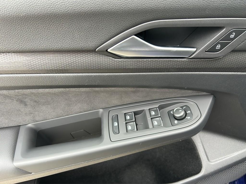 Volkswagen Golf VIII 2.0 TSI DSG GTI DCC HARMAN*HUD*IQ-LIGH, миниатюра 10