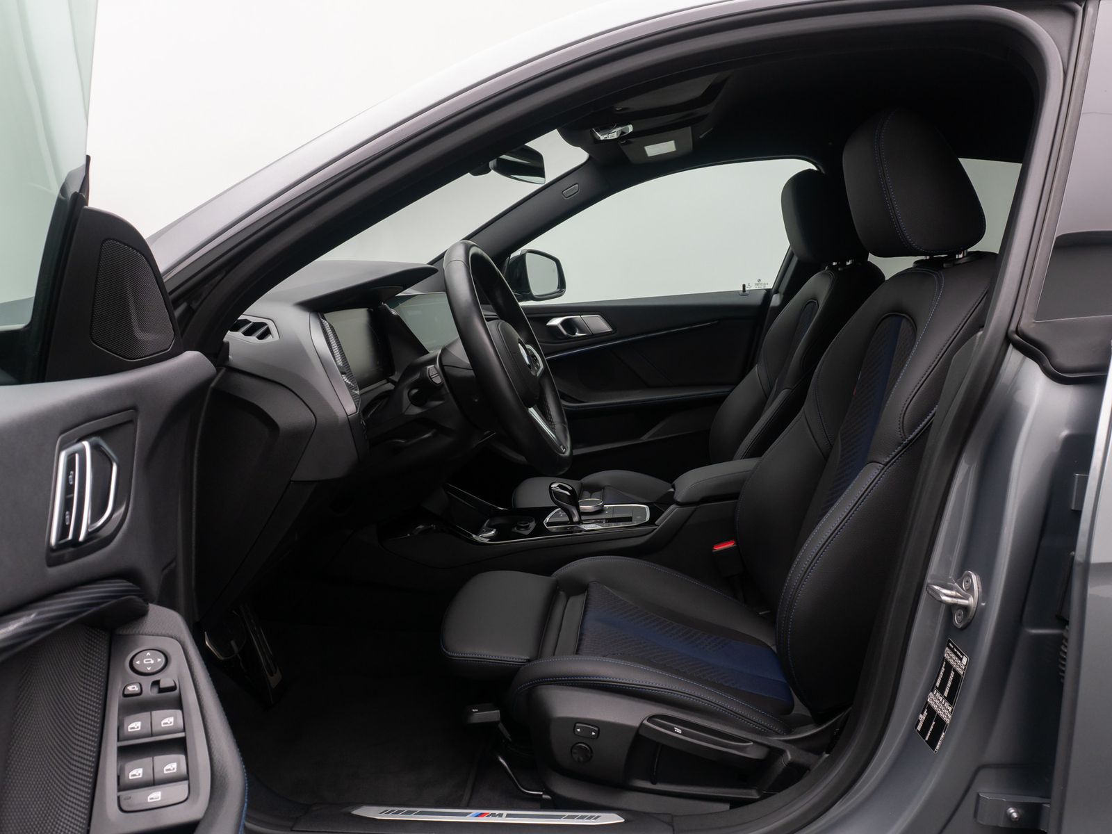 Fahrzeugabbildung BMW 218i Gran Coupé M Sport Kamera DAB HiFi 19Zoll