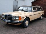 Mercedes-Benz Mercedes Oldtimer W123 WDB123 S123 200TE K... - Mercedes-Benz: Kombi, W123