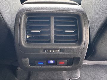 VW Touran 2.0 TDI IQ.DRIVE DSG + 7 Sitzer + AHK, Bild 20
