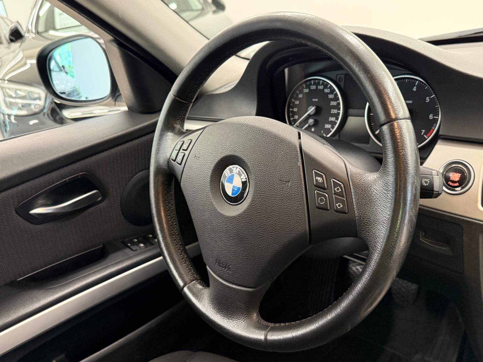 BMW 318 i Touring Klima SHZ 2 Hand