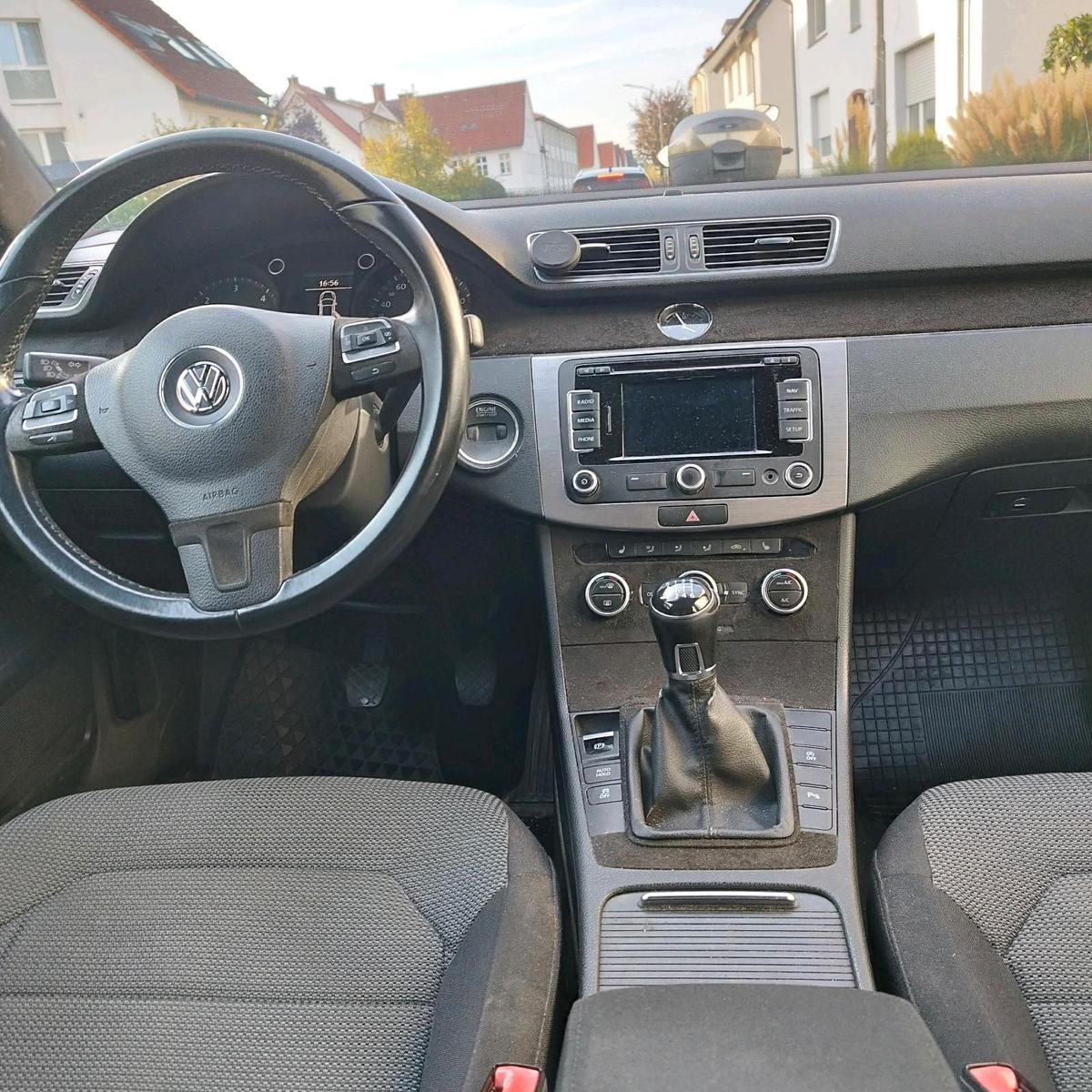 Volkswagen Passat 2013 — photo 7