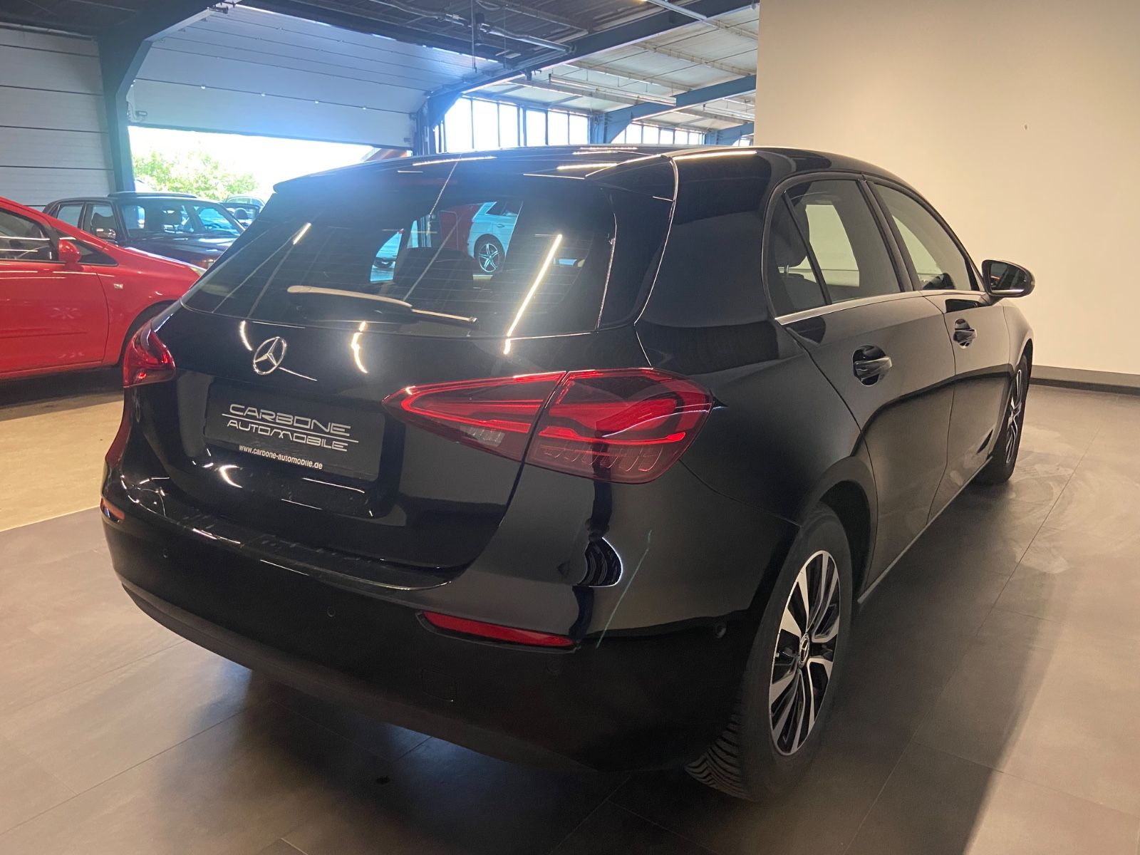 Mercedes-Benz A 180d Kamera Leder LED foto 4