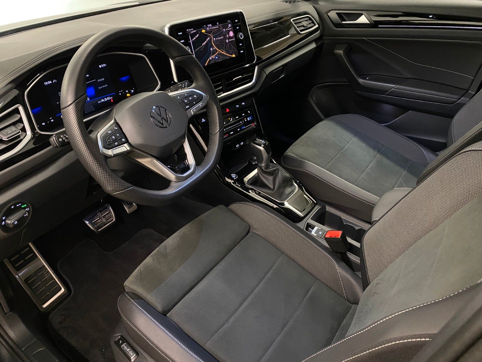 Volkswagen T-Roc - Bild 8