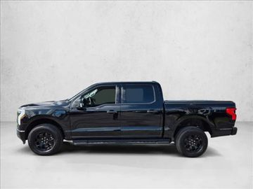 Ford F 150 Lightning XLT 2025 schwarz im Vorlauf +11