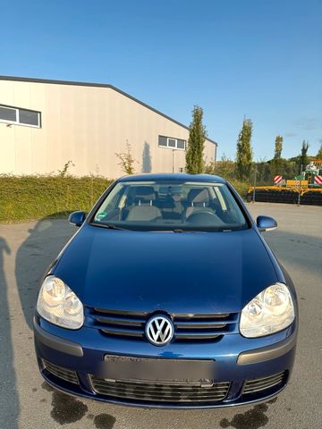 Volkswagen Golf 5 1.9 TDI 2 JAHRE TUV