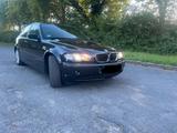 BMW E46 325i Automatik - BMW 325 aus 2003: 325i