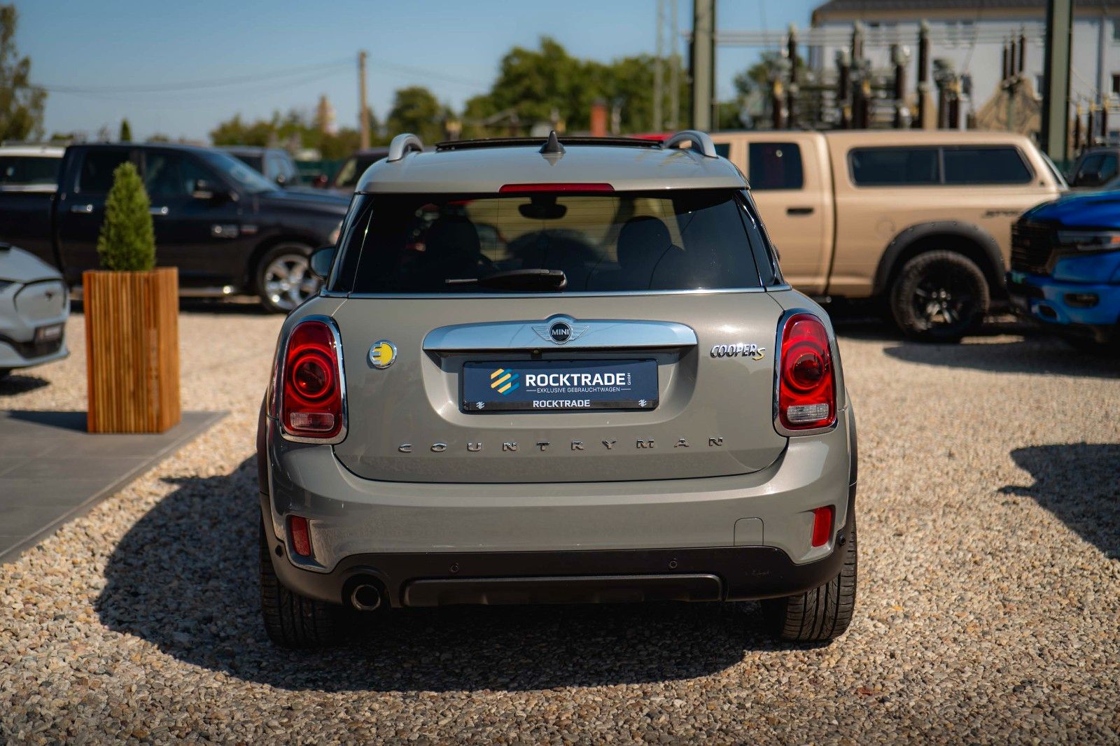 Fahrzeugabbildung MINI COOPER SE Countryman All4 | Pano | ACC | Plug-In