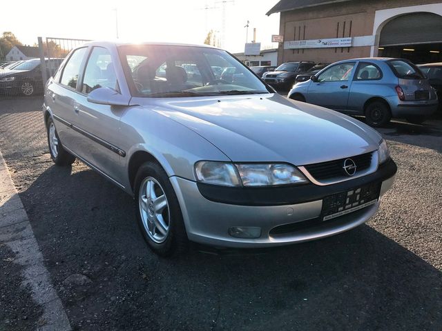 Opel Vectra 1.8/1.Hand/97 Tkm/SH/Klima/Tüv 07/2026