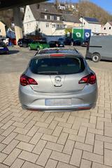 Opel Astra 1.6 85kW Automatik Jahreswagenzustand  - gebrauchte Opel Astra aus dem Jahr 2013