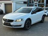 Volvo V60 CrossCountry *Automatik*Abstandstemp.*Totwi* - Volvo V60 Cross Country aus 2015