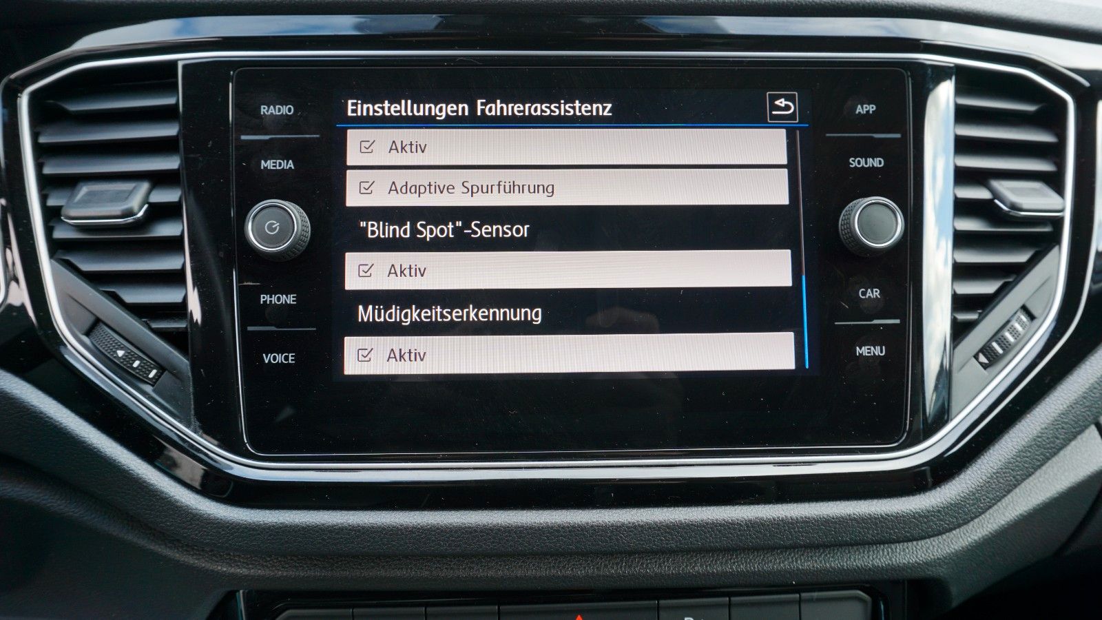 Fahrzeugabbildung Volkswagen T-Roc Style, Leder, Kamera, Black Edition, LED