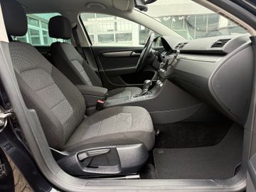Volkswagen Passat Variant - 12