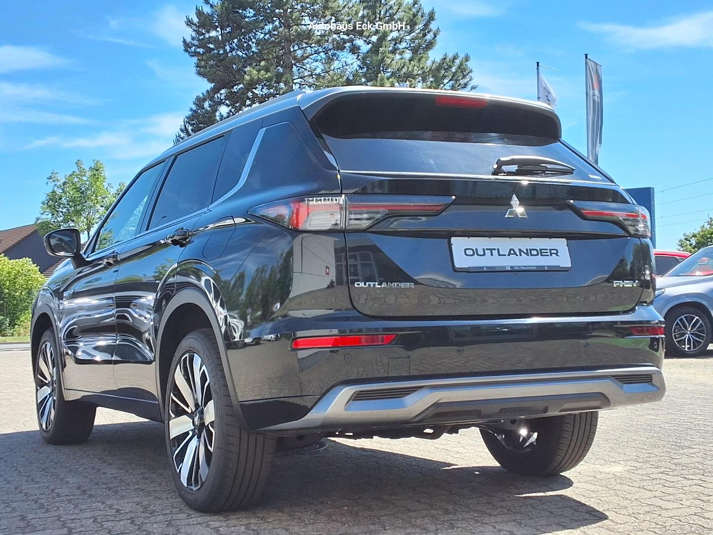 Mitsubishi Outlander Plug-In Hybrid 2.4L TOP Luxury 2-Farb