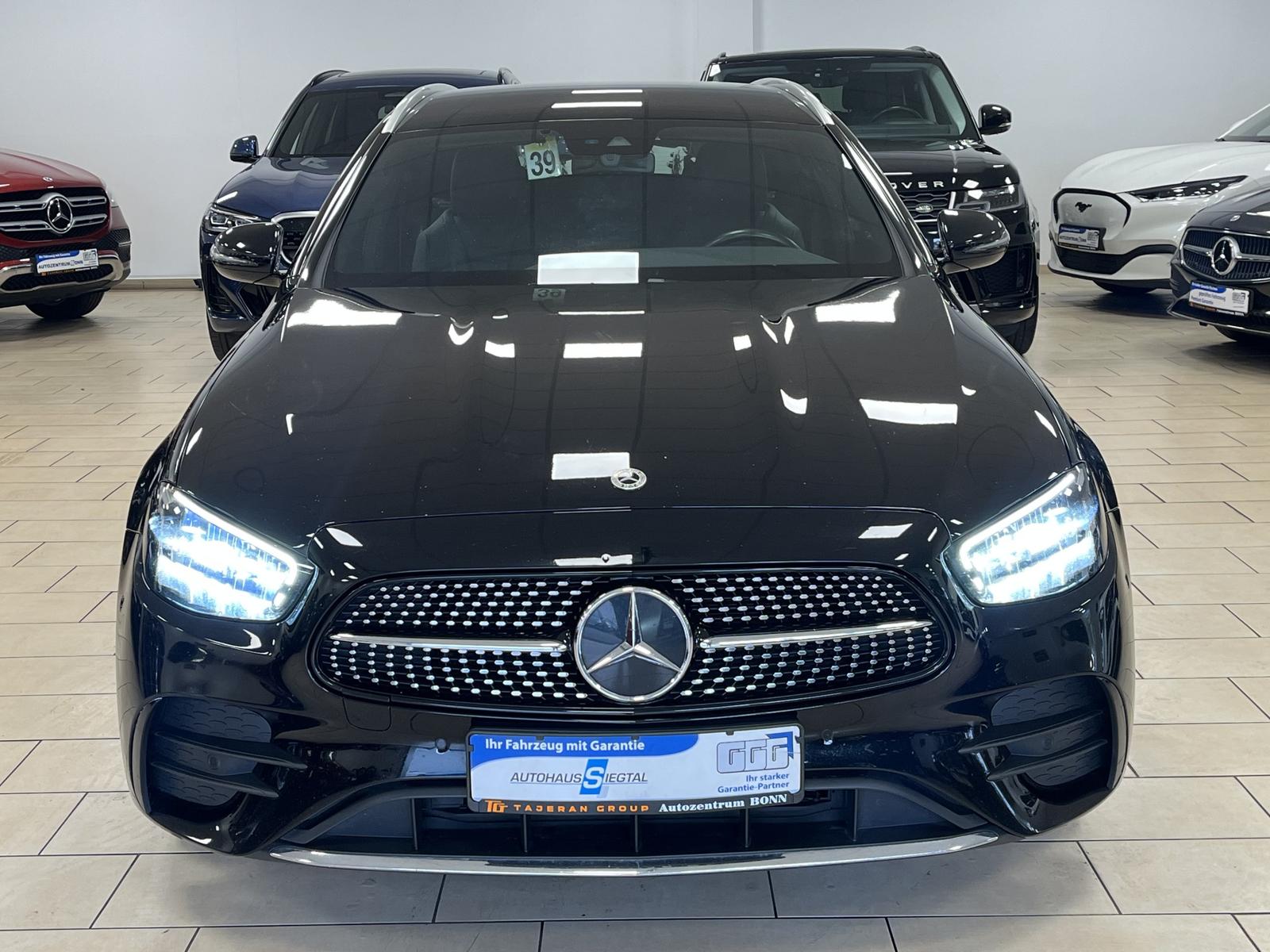 Mercedes-Benz E 300 de AMG-Line*Leder*Burmester*AHK*R-Cam*SHZ*