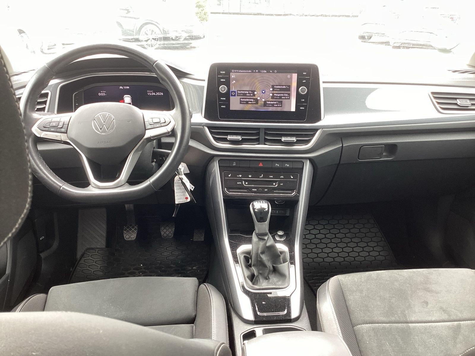 Volkswagen T-Roc - Bild 10