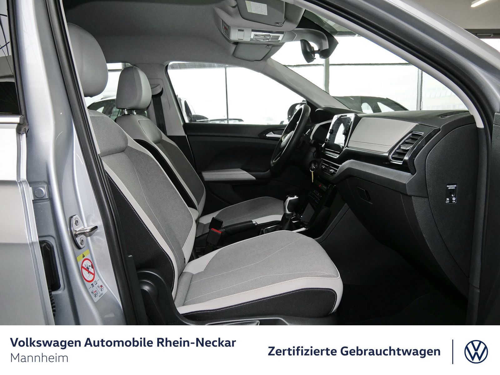 Volkswagen T-Cross - Bild 11