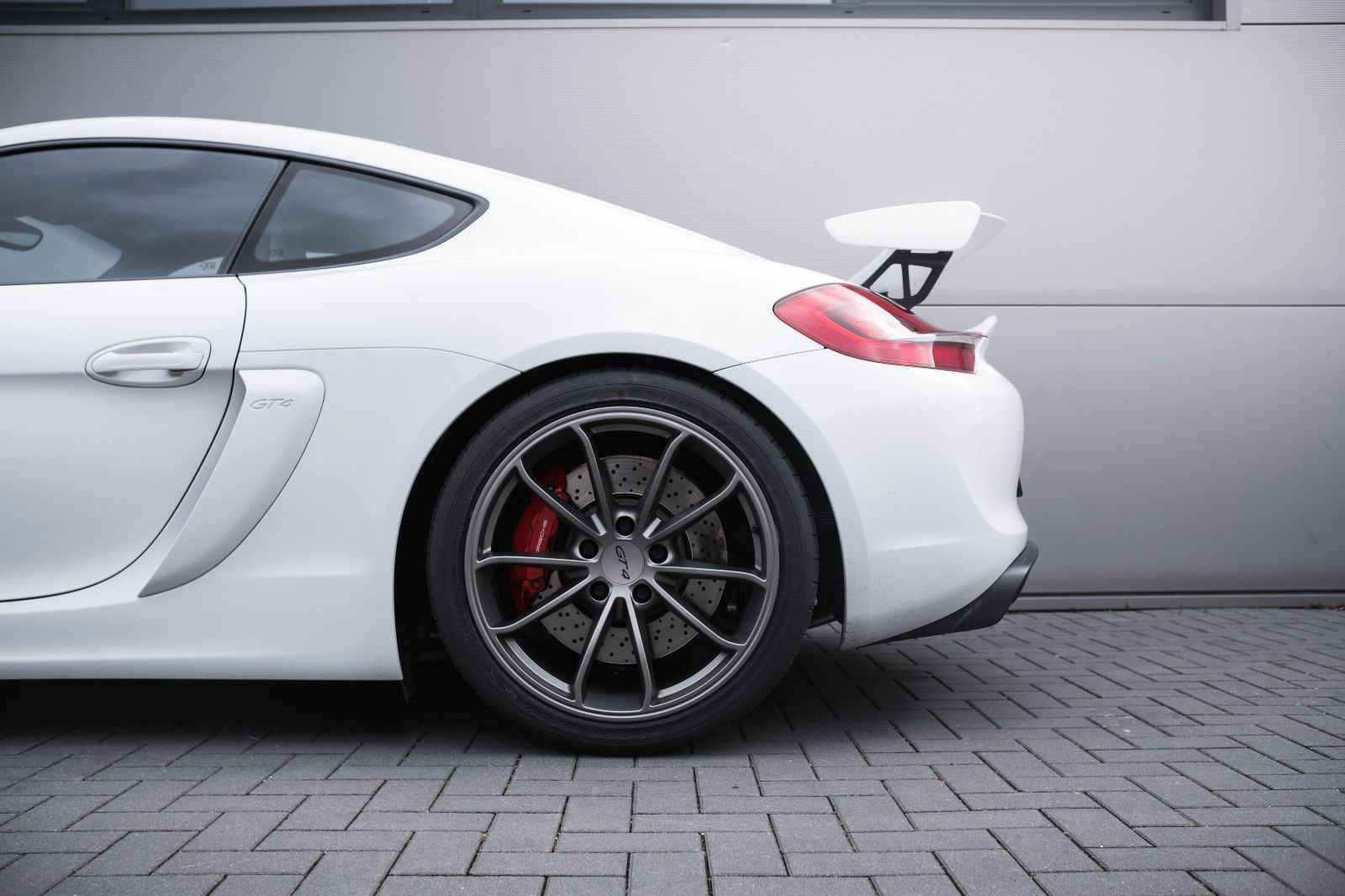 Fahrzeugabbildung Porsche Cayman GT4-Sport-Chrono-Approved-PCM