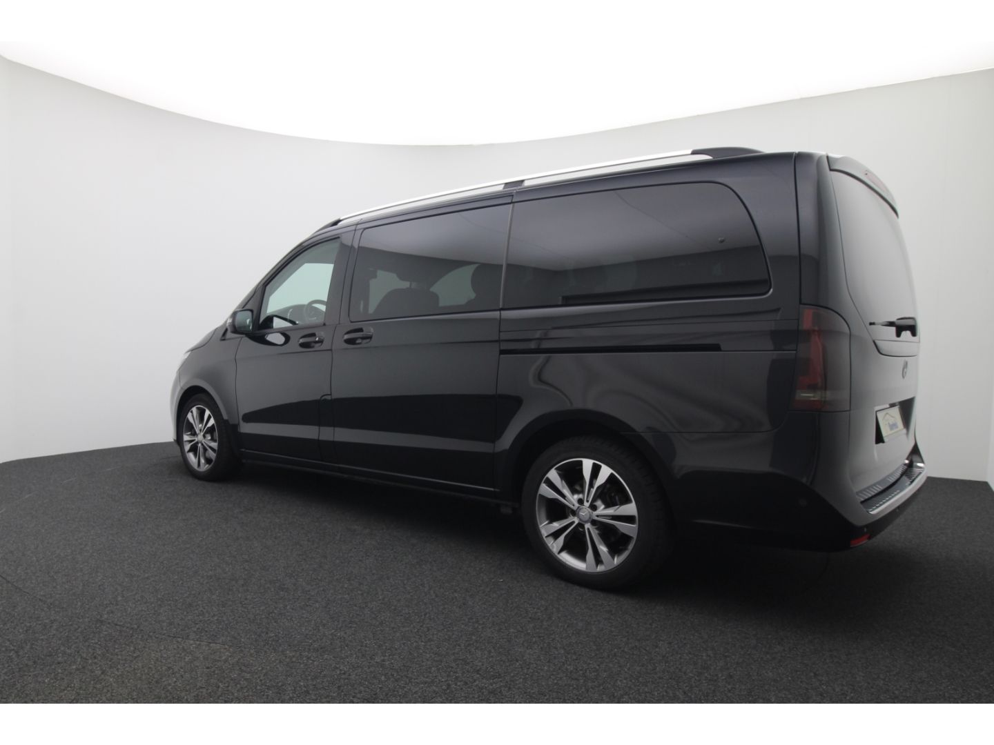 Fahrzeugabbildung Mercedes-Benz V 250 EDITION lang AHK LED Totwinkelassistent 3-