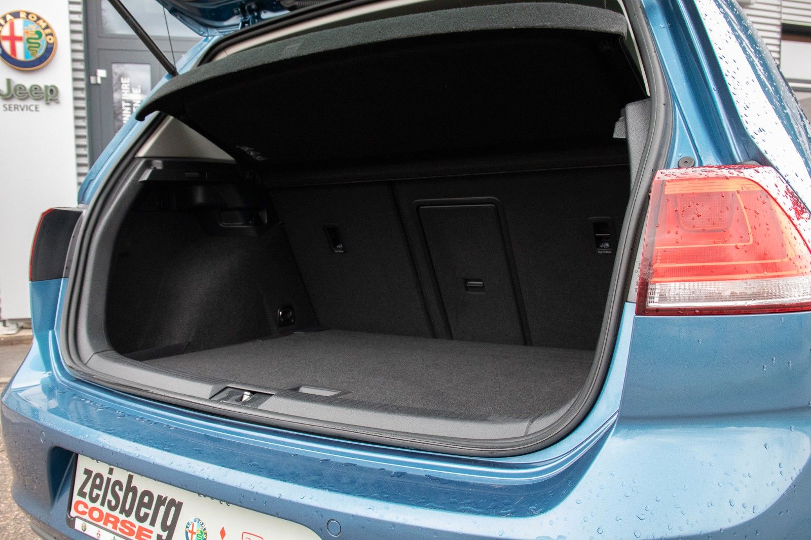 Fahrzeugabbildung Volkswagen Golf VII Lim. 1.2 TSI BMT Comfortline Navi Sitzh