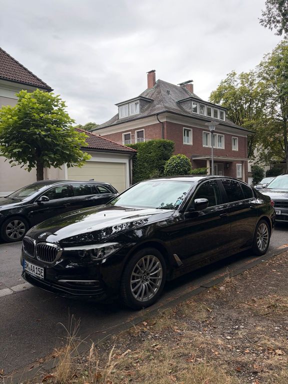Image of BMW 530