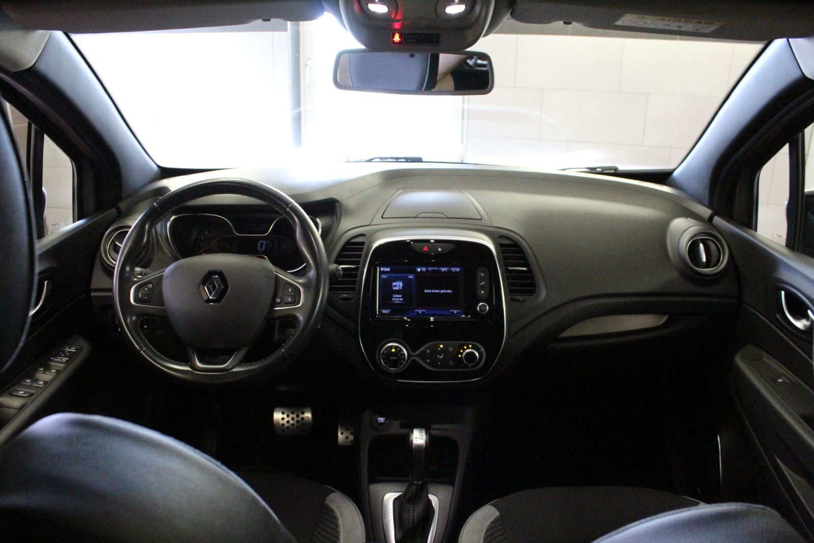 Fahrzeugabbildung Renault Captur TCe 150 EDC GPF Bose Edition